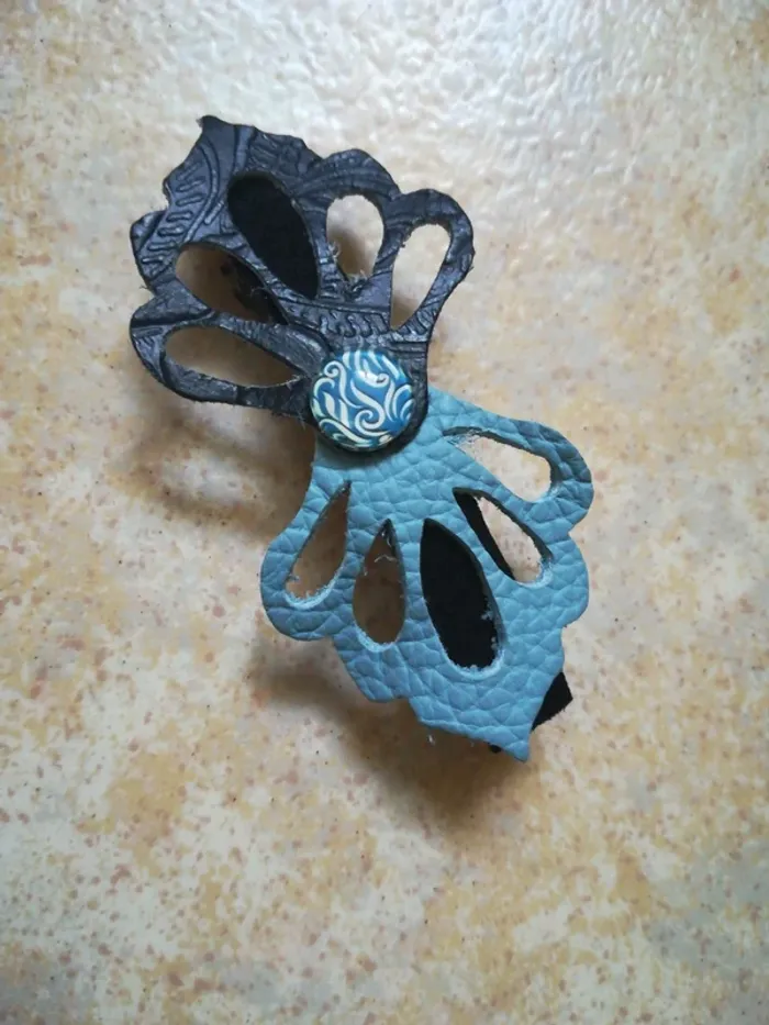 Jolie barrette artisanale. - photo numéro 4