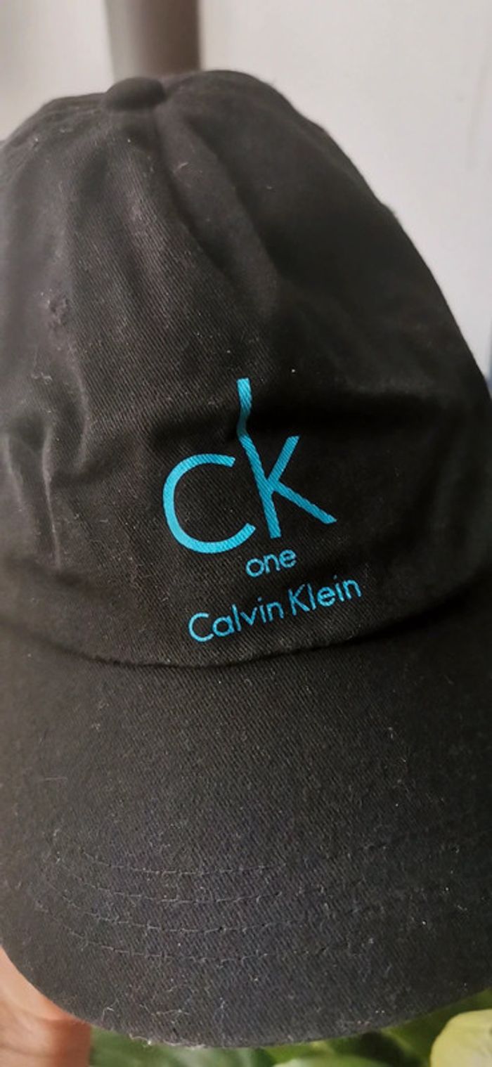 Casquette CK one. - photo numéro 4