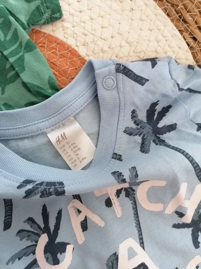 Lot de deux tee-shirts manches courtes - H&M - 6/9 mois - photo numéro 2