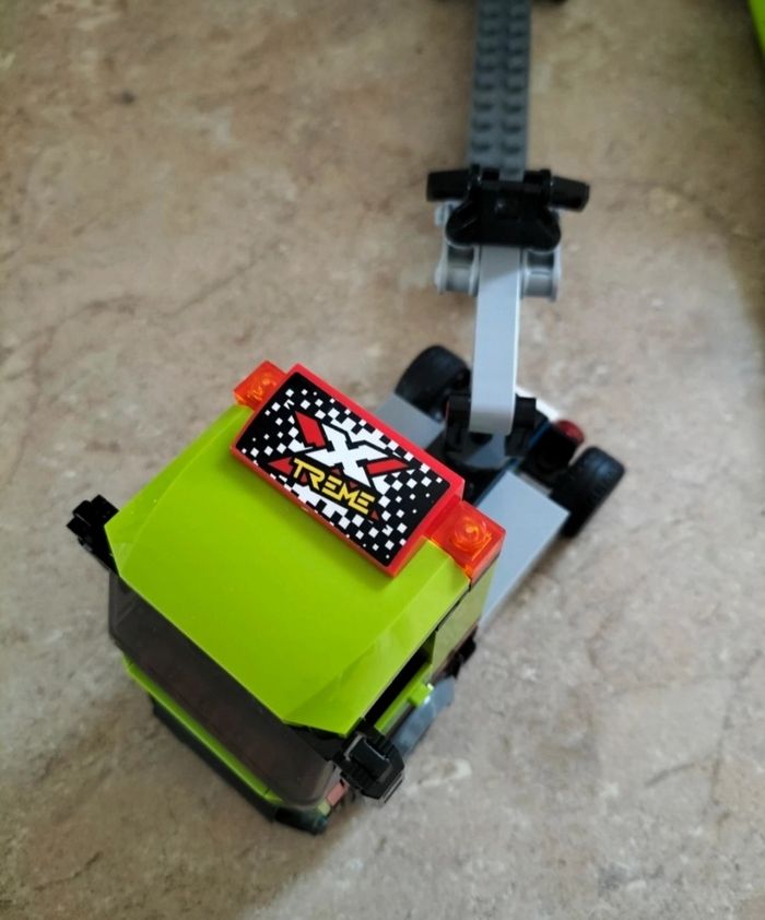 Lego 60254 🧡 Le transport du bateau de course - photo numéro 7