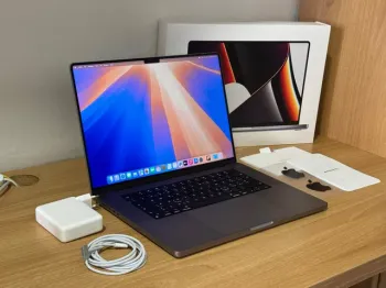 MacBook Pro 16