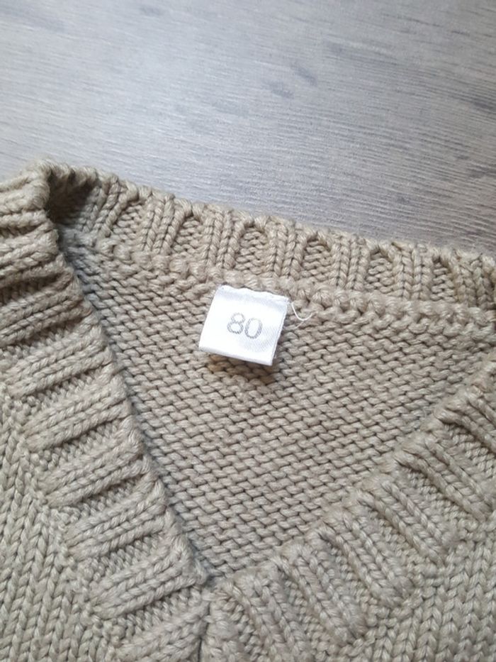 Pull sans manches taille 80 - photo numéro 2