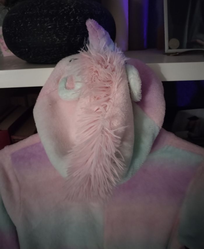 Combinaison pyjamas polaire Licorne multicolore en très bon état - photo numéro 8