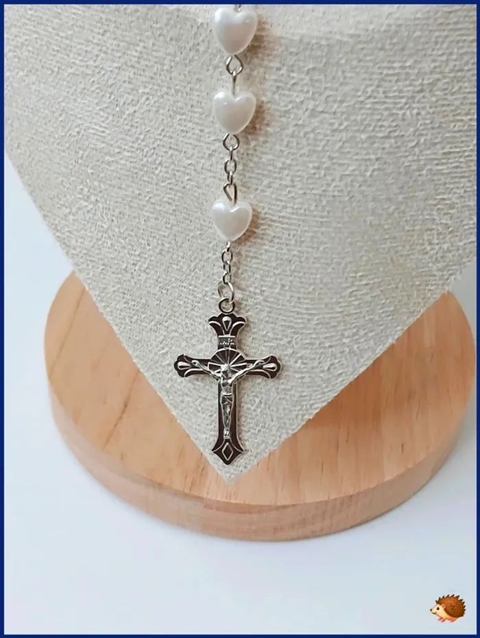 Collier chapelet argenté avec perles cœur et croix – style Trendy Chic - photo numéro 5