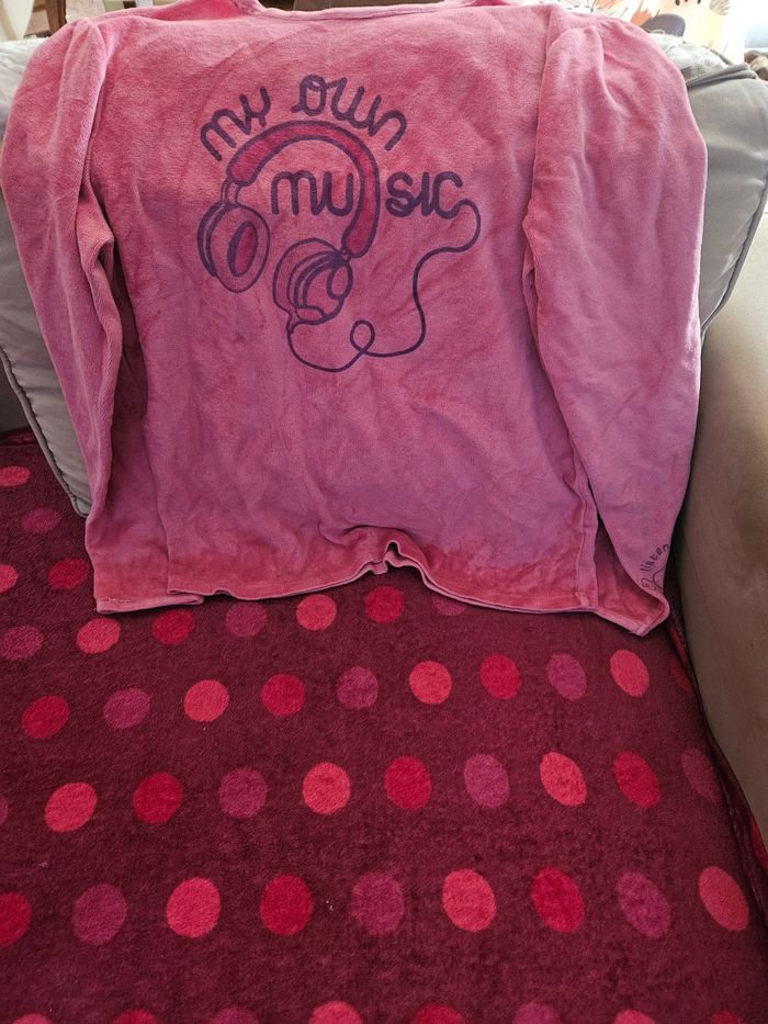 1 ensemble pyjama plus 1  haut pyjama