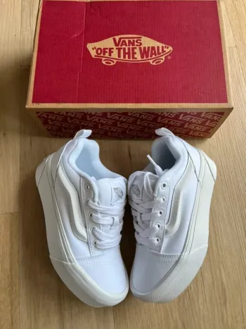 Vans Knu Stack True White 36,5