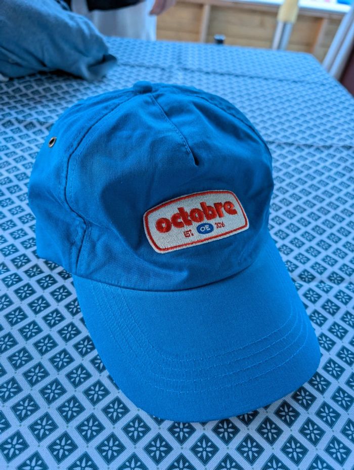 Casquette octobre édition