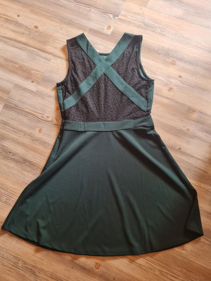 Robe taille 36 - photo numéro 4