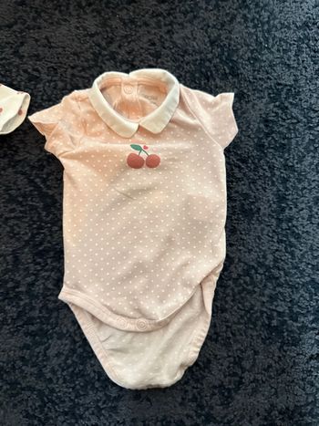 Lot body fille obaibi naissance /1 mois