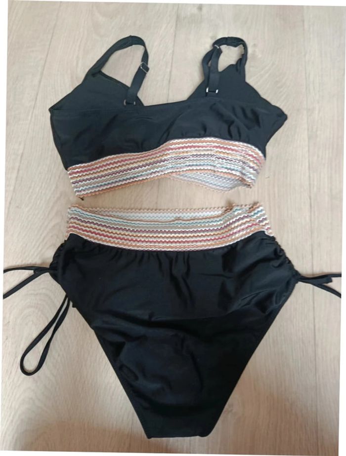 Maillot de bain 2 pieces - photo numéro 2