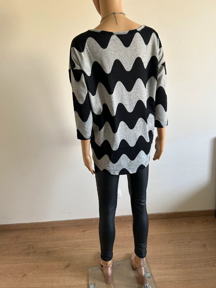 Pull léger gris et noir Only taille S excellent état - photo numéro 10