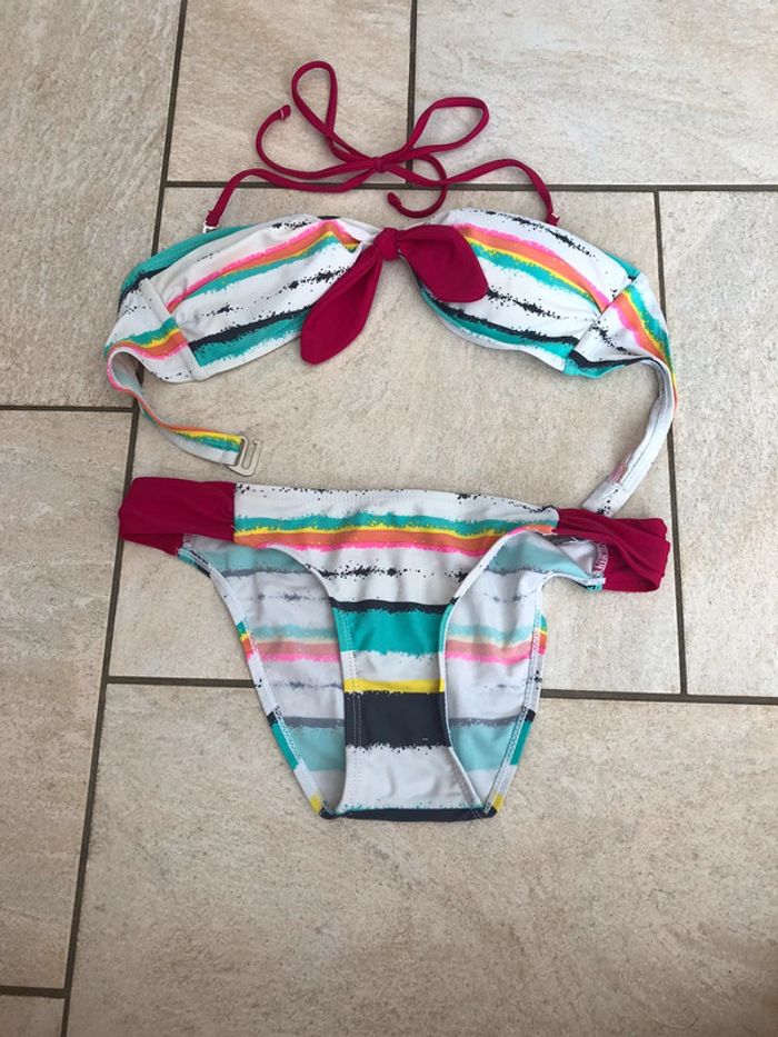 Maillot de bain à rayure