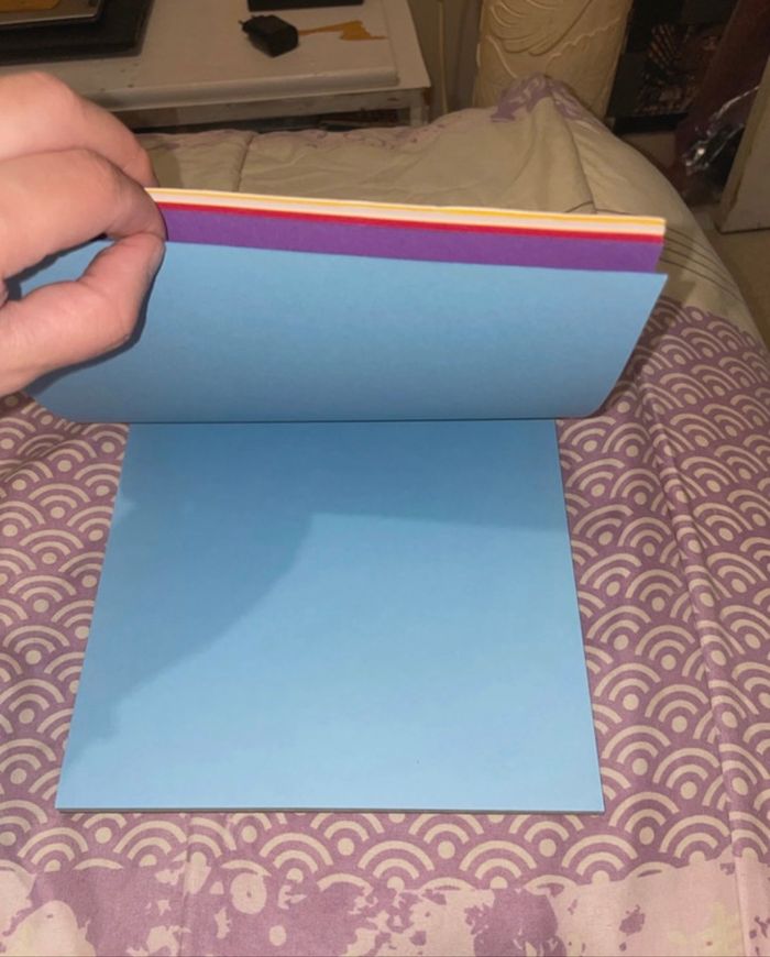Bloc papier de couleurs - photo numéro 4