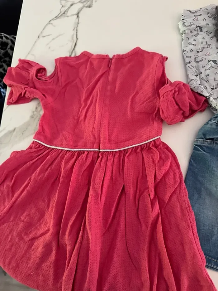 Lot fille 5 ans - photo numéro 3