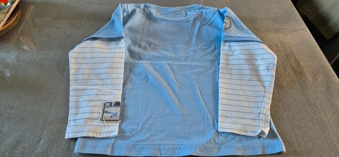 Tee-shirt disney 5/6 ans - photo numéro 3