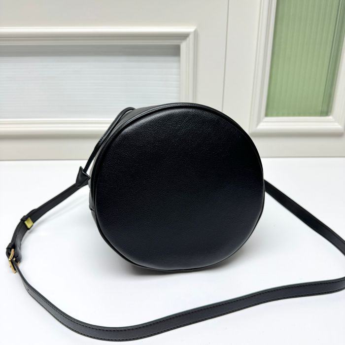 CELINE  121 - photo numéro 8