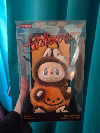 Popmart labubu halloween