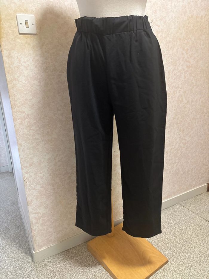 Pantalon élastique taille 38 marque shein - photo numéro 2