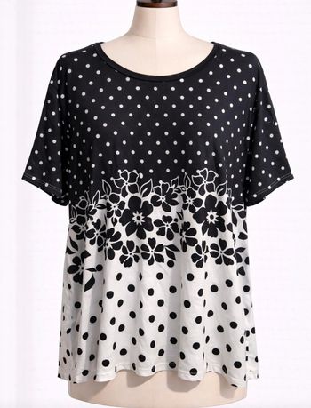 Blouse noire et blanche 