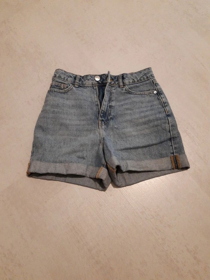 Short en jean bleu moyen
