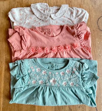 Lot tee-shirts 18/24 mois