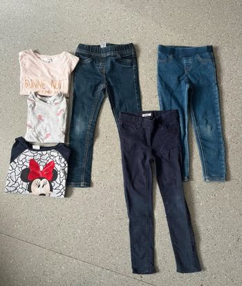 Lots vêtements fille 4 ans