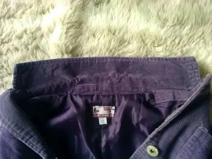 Veste fille printanière ou automnale 4 ans- Vynil 💜 Fraise-2 vêtements achetés le 3ème offert - photo numéro 4