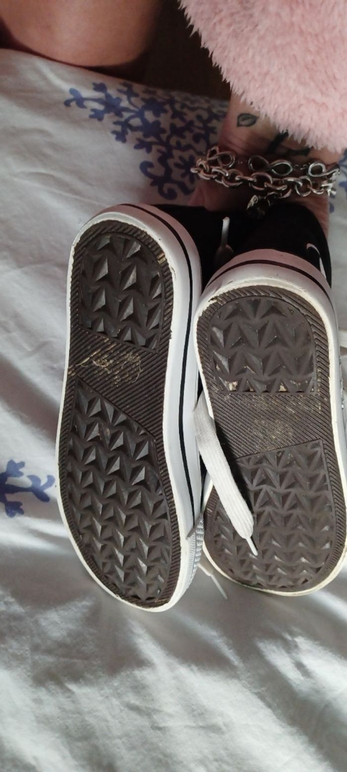 Très belles paires de baskets montante fille Pointure 34 - photo numéro 10