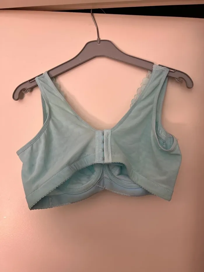 Soutien gorge bleu - photo numéro 3