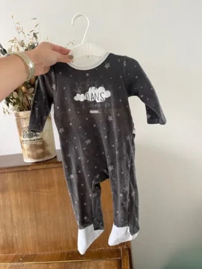 Lot de pyjamas une pièce - 6 mois - photo numéro 7