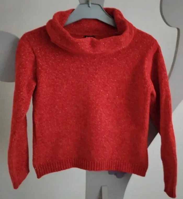 Pull à col roulé rouge pailleté doré Kiabi taille 8 ans