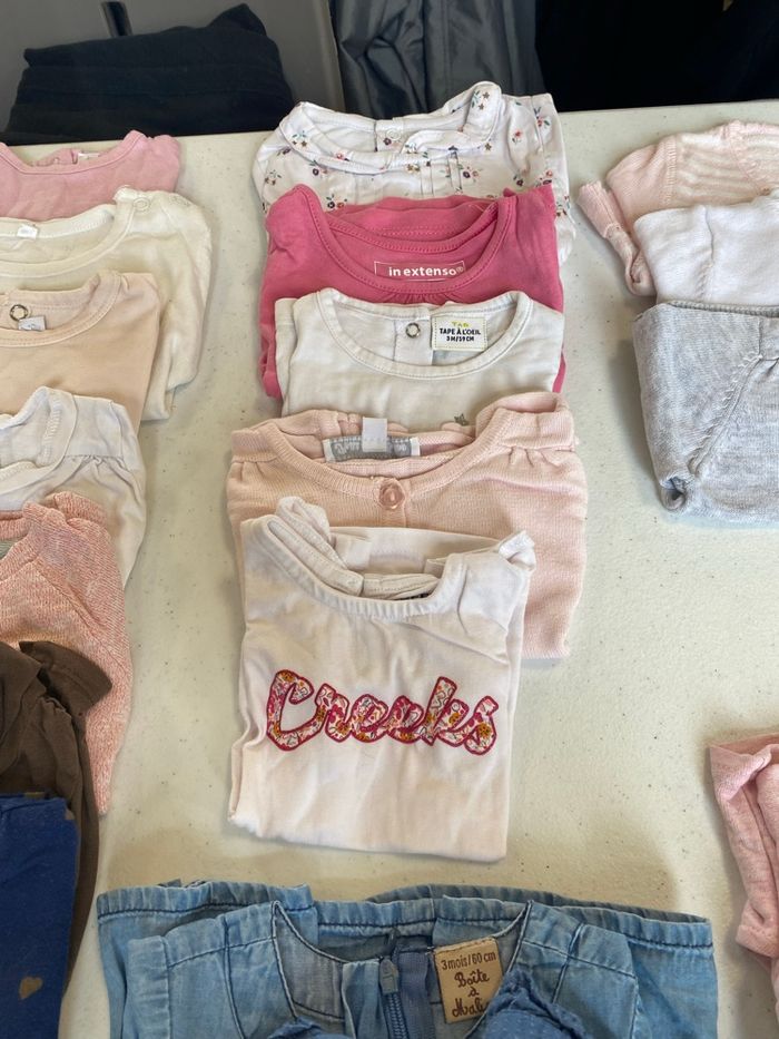 Lot de vêtement bébé fille - photo numéro 3