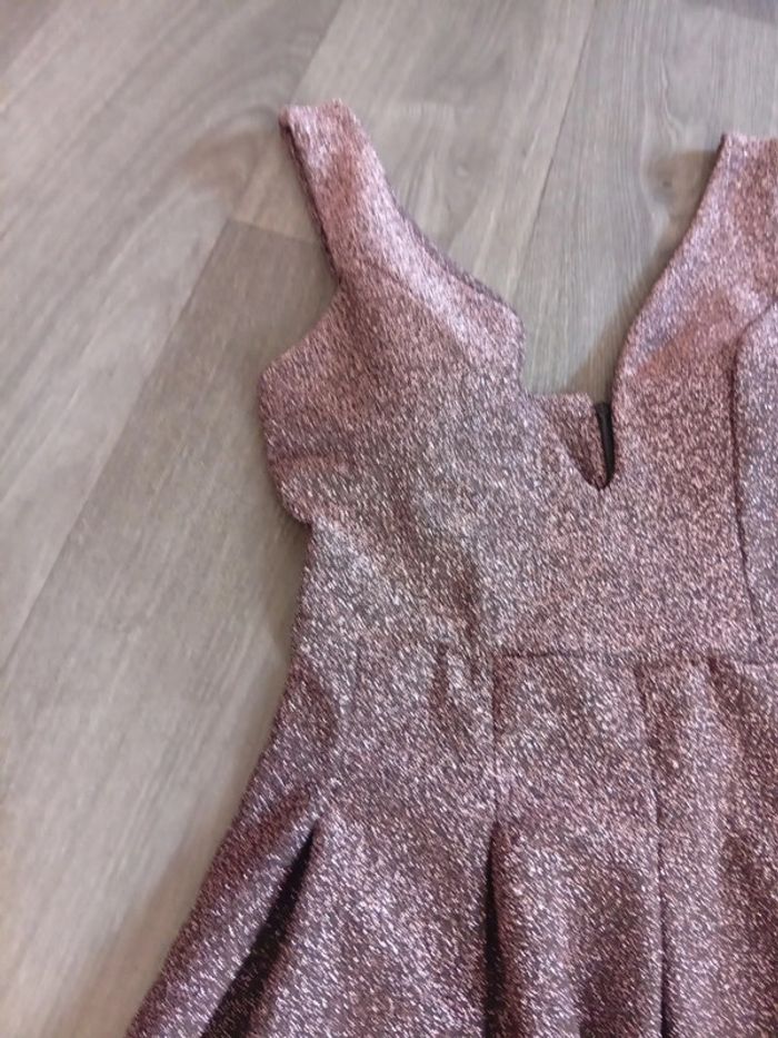 Robe a paillettes - photo numéro 2