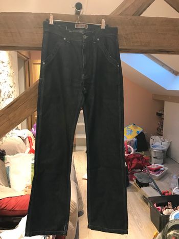 Jean bleu foncé taille 29