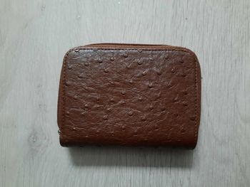 Porte-monnaie / feuilles marron