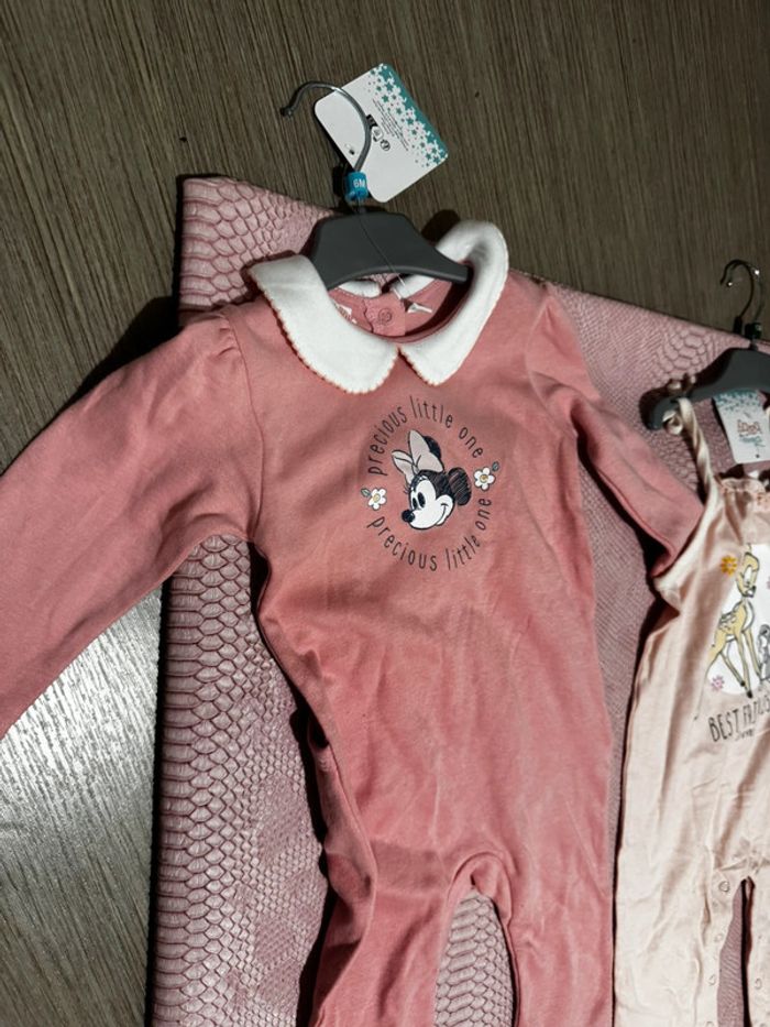 Lot 12 mois neuf - photo numéro 3