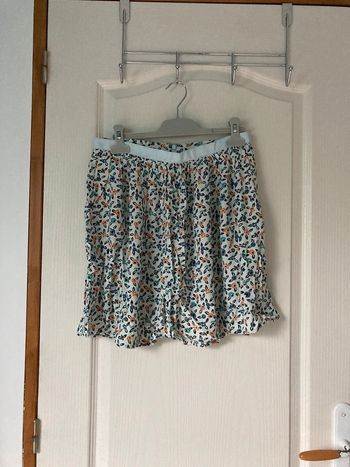 Jupe plissée fluide blanche à fleurs american vintage