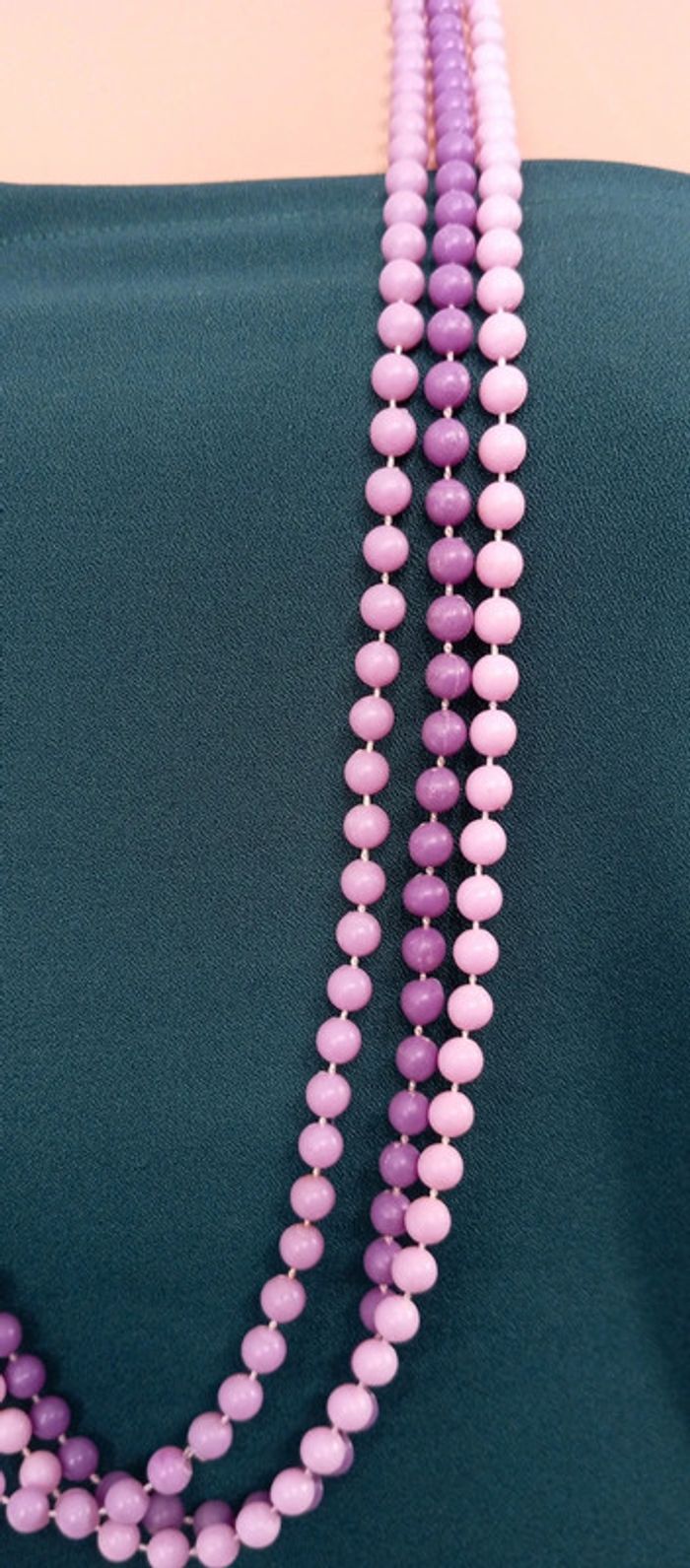 3 colliers sautoirs dégradé de violet - photo numéro 3