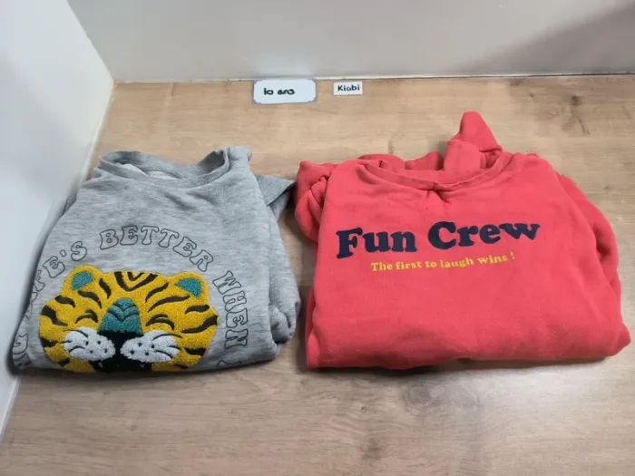Lot 2 pulls à motif Kiabi 10ans