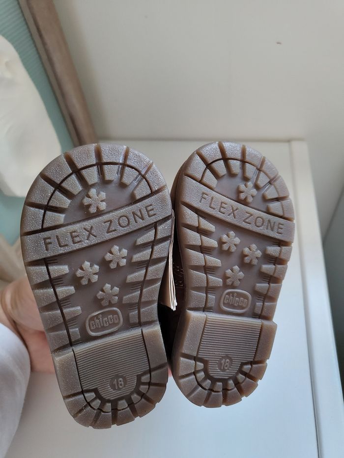 Bottines chicco neuves pointure 18 - photo numéro 5