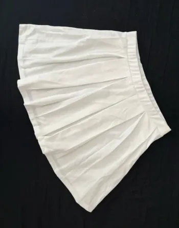 Jupe plissée blanche neuve Undiz