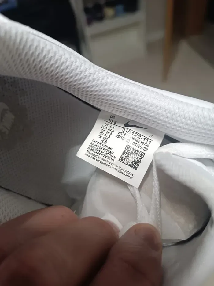 Nike Air Force 1 '07 'Triple White' Taille 42 - photo numéro 7