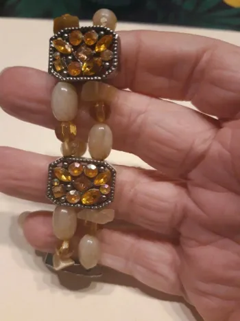 Joli bracelet fantaisie élastique