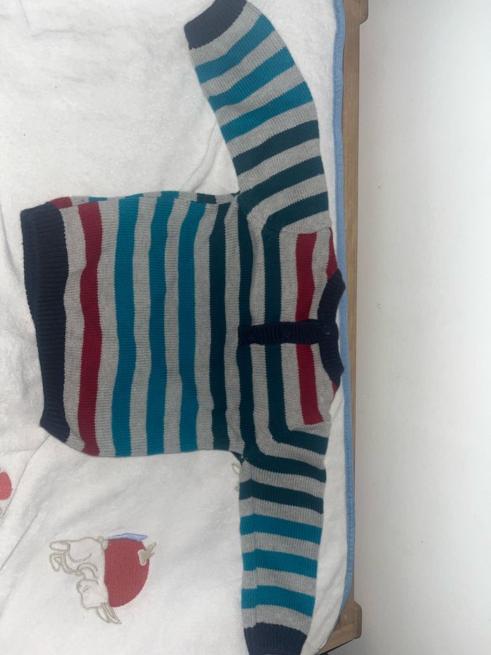 Pull 9 mois - photo numéro 2