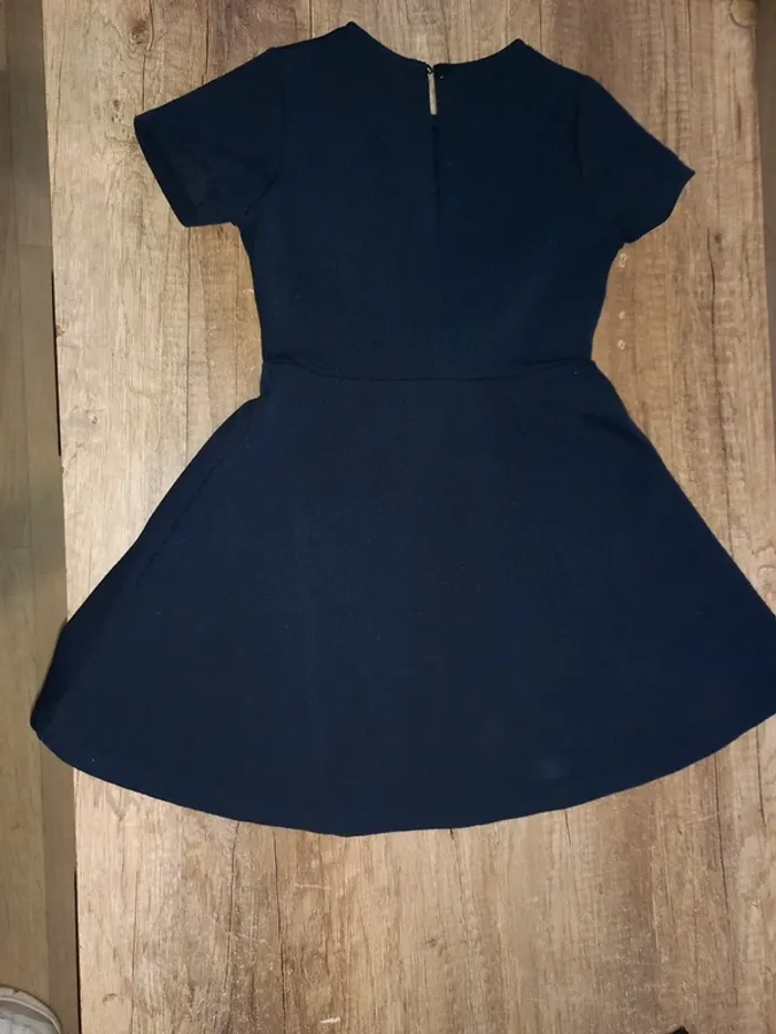 Robe bleue marine 6 ans - photo numéro 5