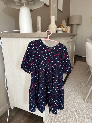 Robe fille 6 ans neuve 