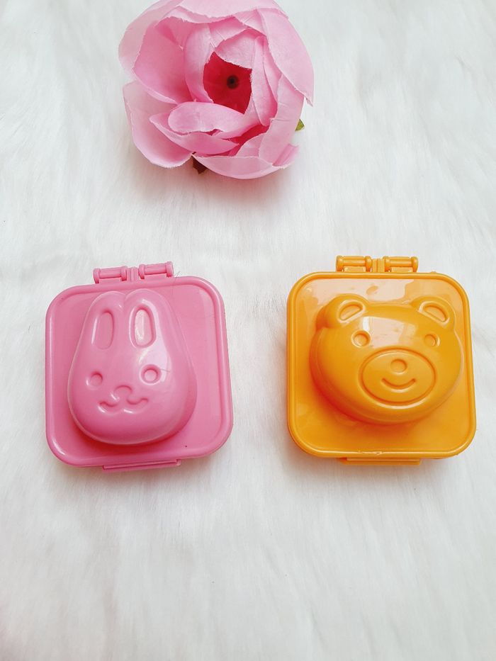 Lot de 2 moules à œufs