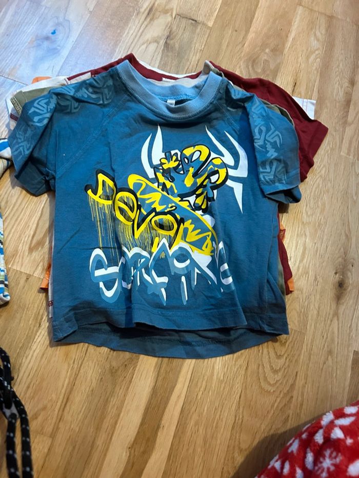Lot de 8 t-shirt taille 2ans - photo numéro 8