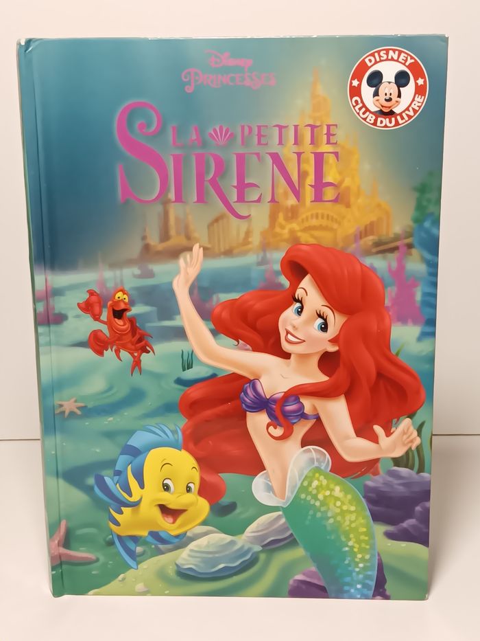 Livre Disney club du livre La petite sirene