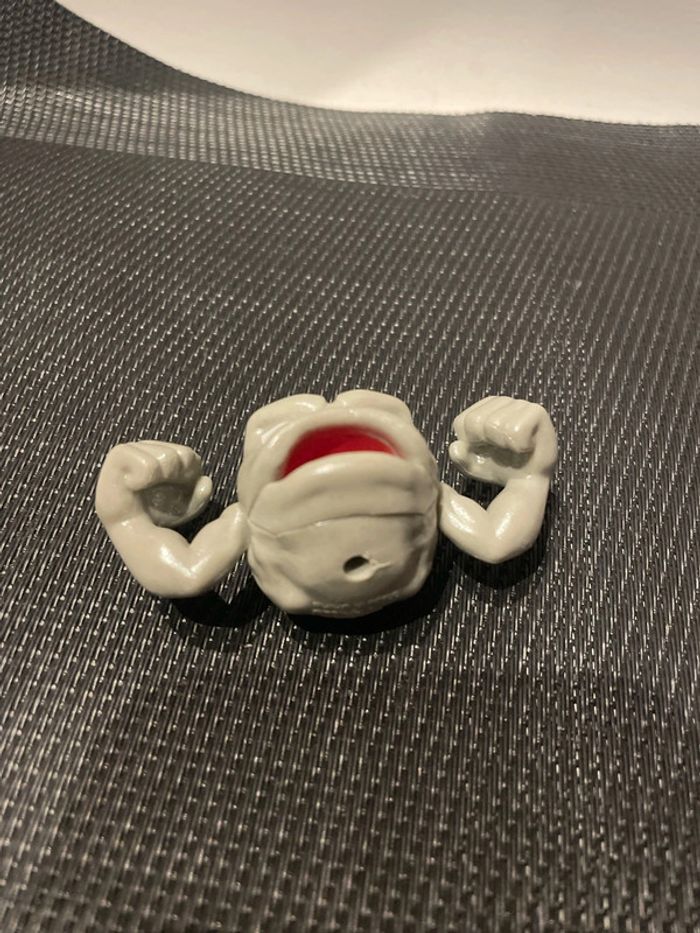Figurine Racaillou Geodude Pokémon Nintendo 6,5cm Jazwares brillant sans socle - photo numéro 2